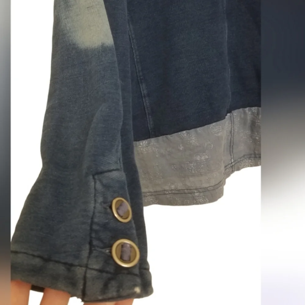 RARE! We the Free / Free People distressed soft jean denim cotton hooded blaze… - Picture 7 of 10